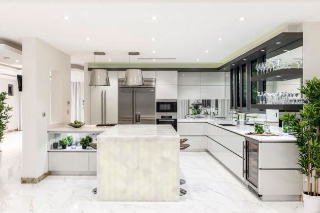 8141 White Quartz™ - Sublime Architectural Interiors.jpeg